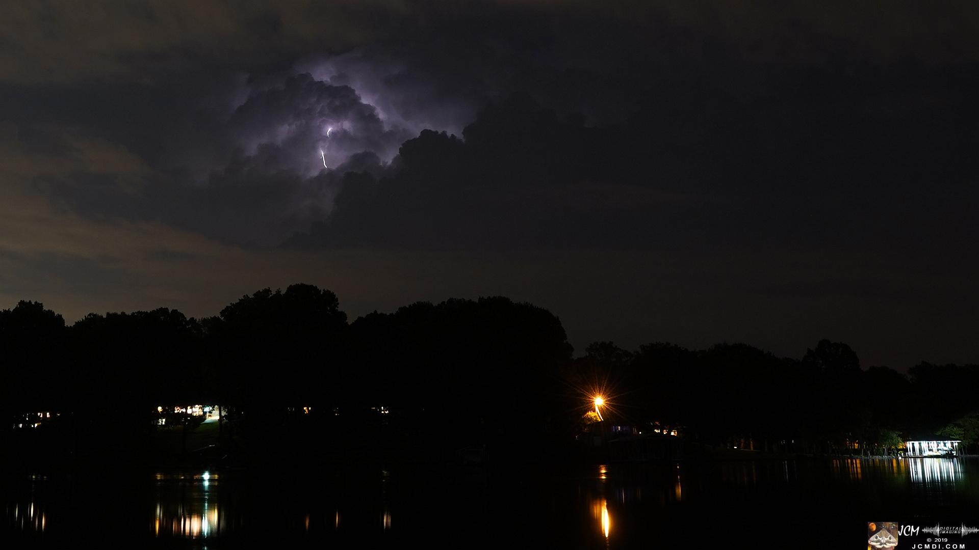 Lightning bolts - near Hendersonville, TN